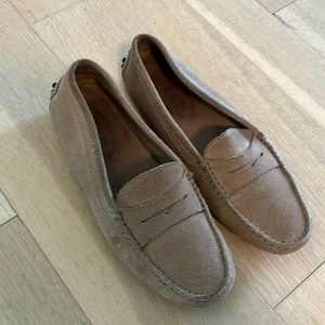 Tod’s Gommino Driving Loafers size 7.5
